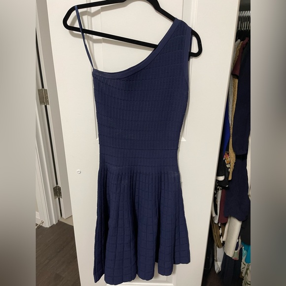 Michael Kors one shoulder knit skater dress - Picture 4 of 6